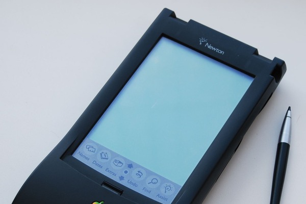 5-1-17：Apple Newton（1993-1998）：PDA市場の競争